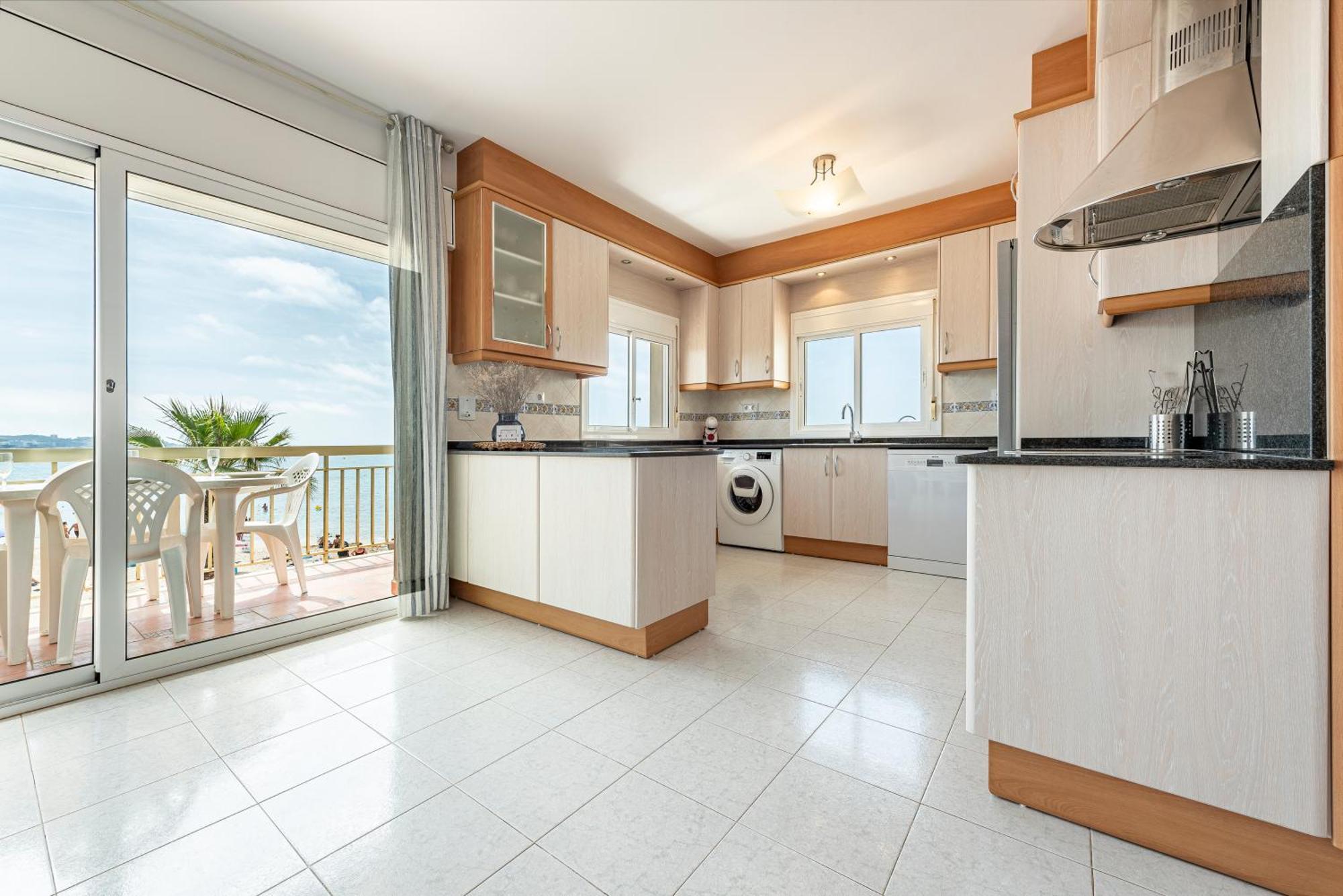 Apartamento Frente Al Mar カンブリルス エクステリア 写真